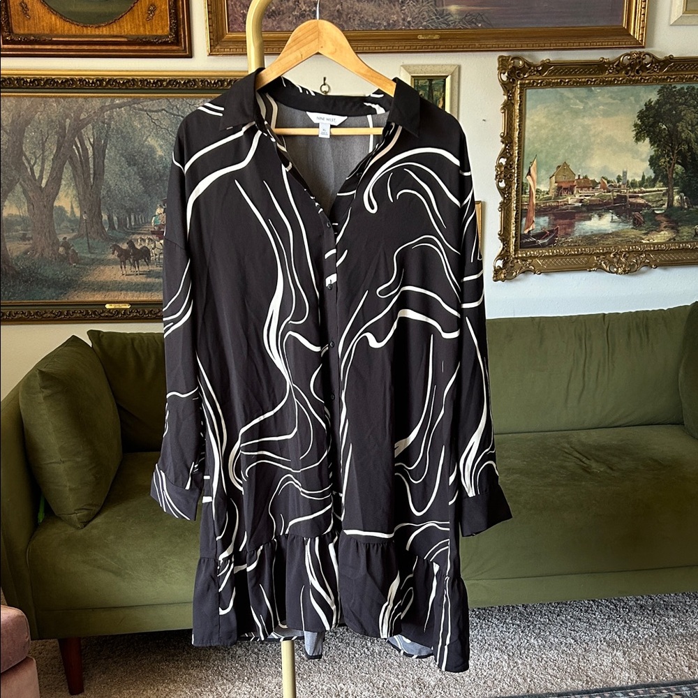 NWT Nine West Black and White Abstract Dress